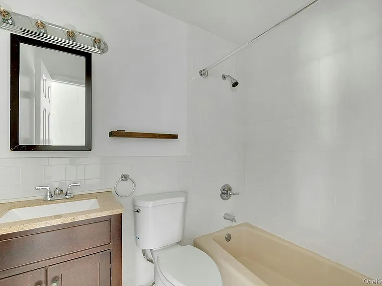 54 Washington St #2 — Photo 24