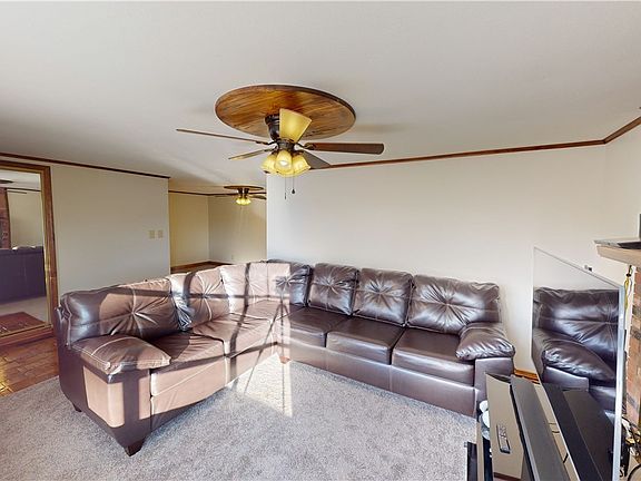 3rd image of 306 Taney Ave
