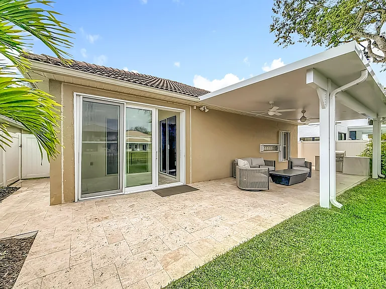 1143 Canoe Point — Photo 52