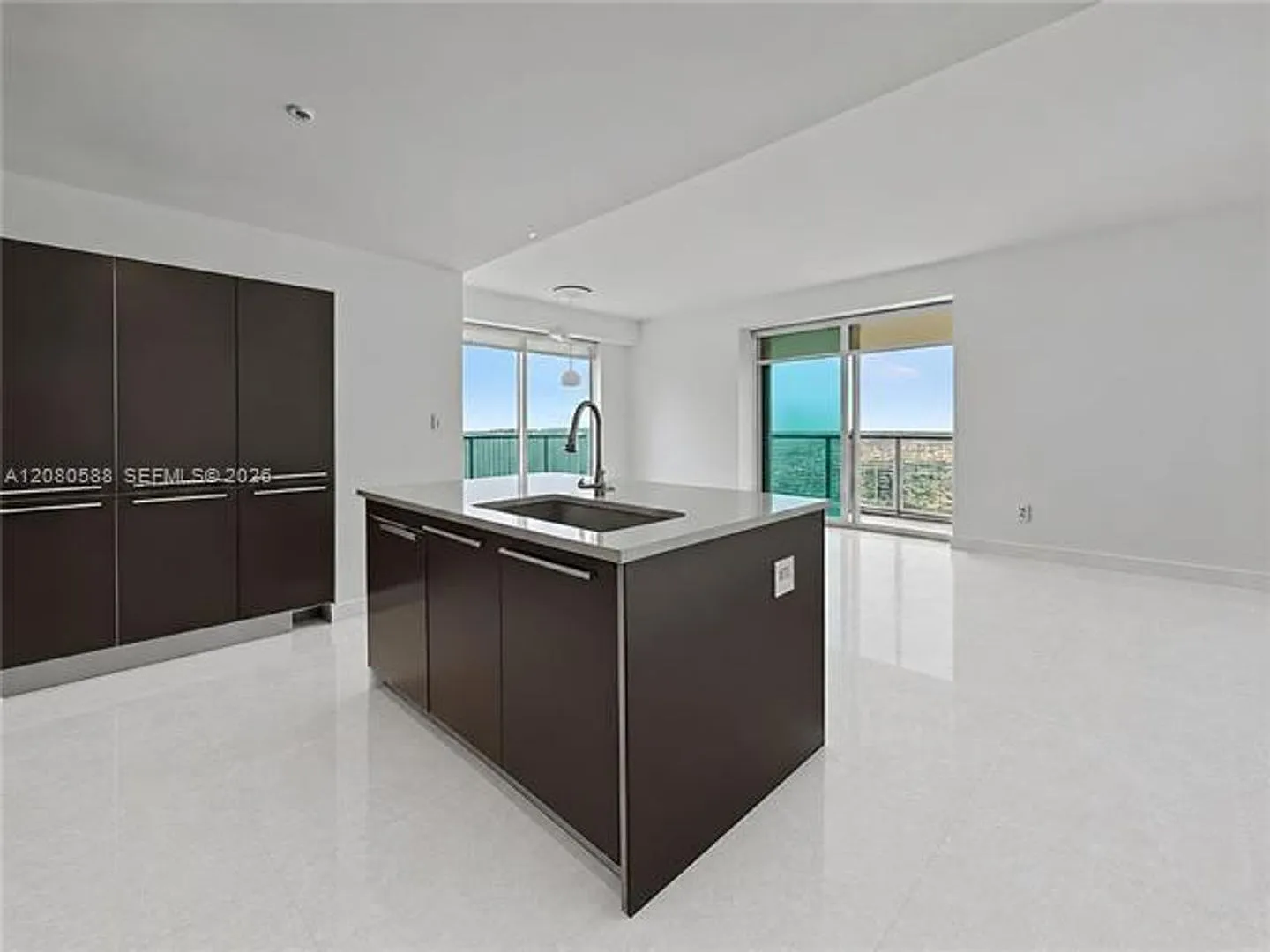 1900 N Bayshore Dr cu-3911, Miami, FL 33132 — Photo 4