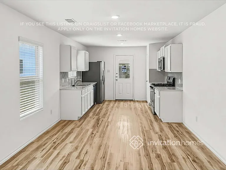 18776 Faustina Way — Photo 6