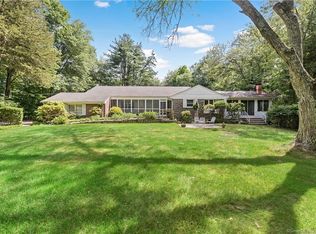 28 Haviland Rd, Stamford, CT 06903