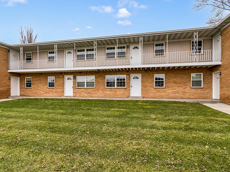 502 E Merrill Ave #8 — Photo 15