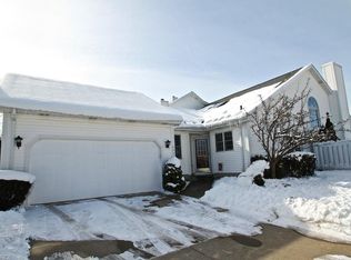6620 Hidden Lake Trl #B1, Brecksville, OH 44141
