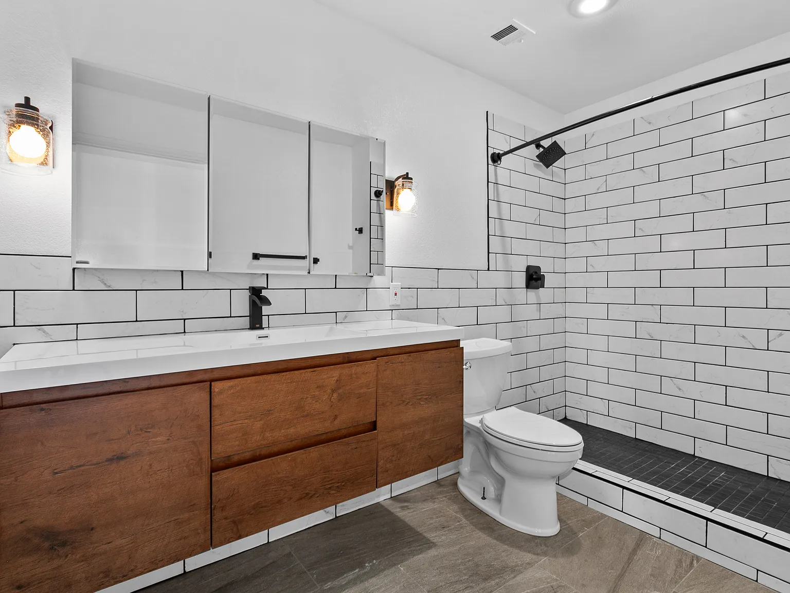 Unity Lofts — Photo 2