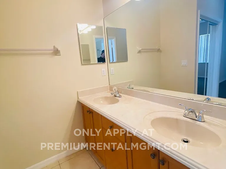 404 Cinnamon Dr — Photo 11