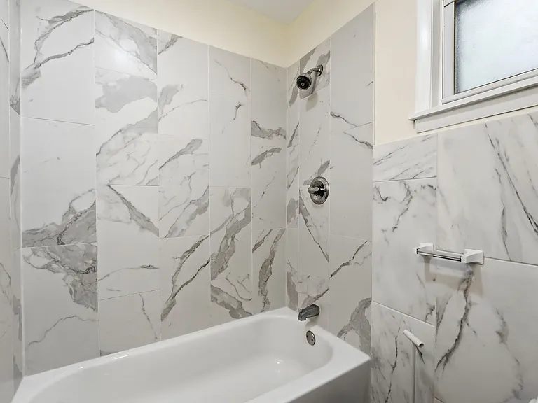 321 Lembeck Ave #1 — Photo 3