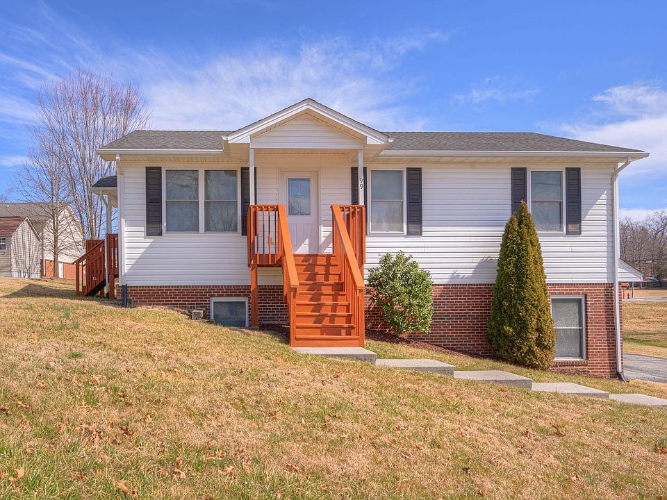 1st image of 99 Hagan St