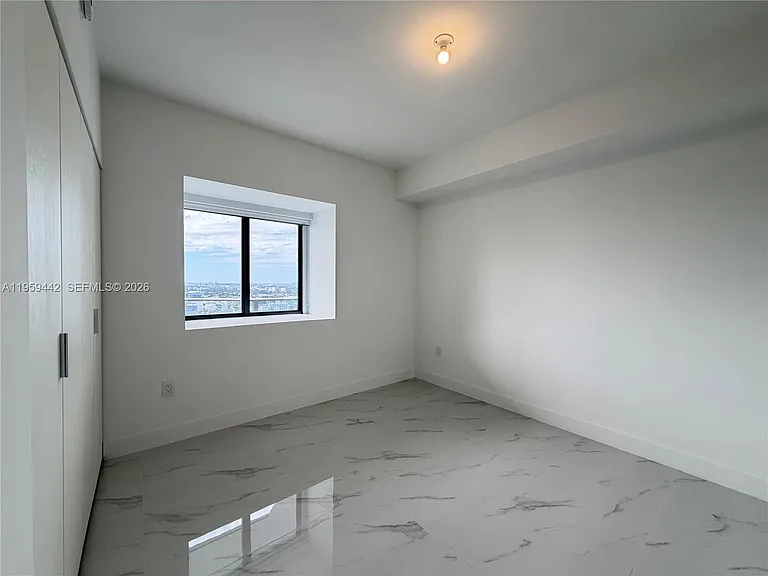 700 NE 24th St #3503 — Photo 24