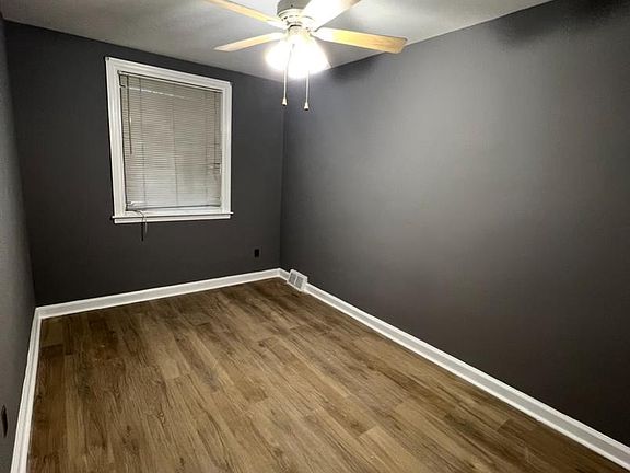 3rd image of 2822 Rawle St