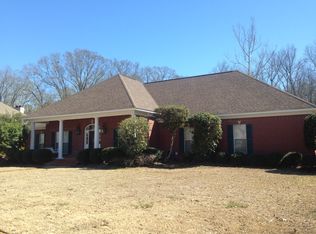 408 Thorngate Dr, Brandon, MS 39042