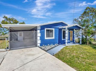 562 W 6th St, Riviera Beach, FL 33404