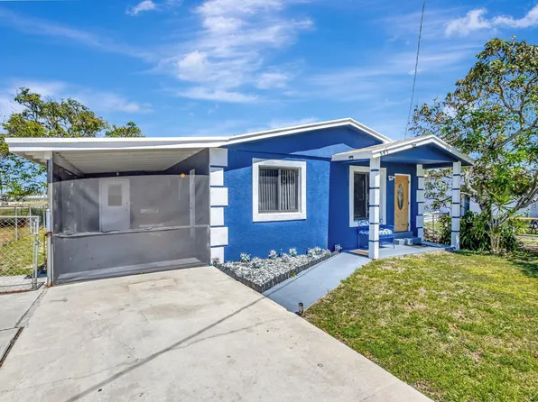 562 W 6th Street, Riviera Beach, FL 33404