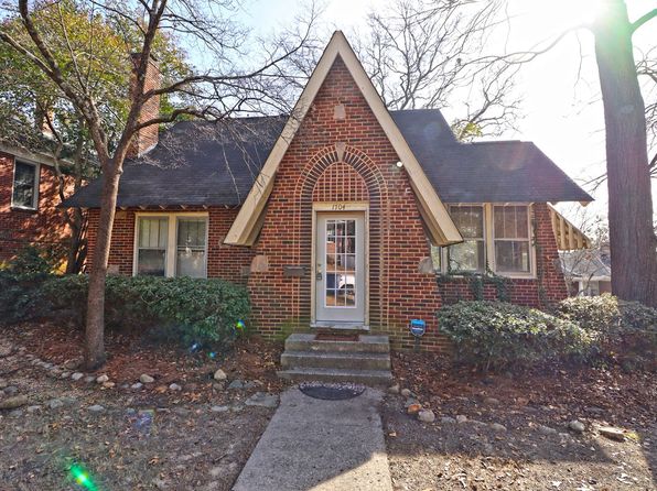 1704 Pinewood Dr