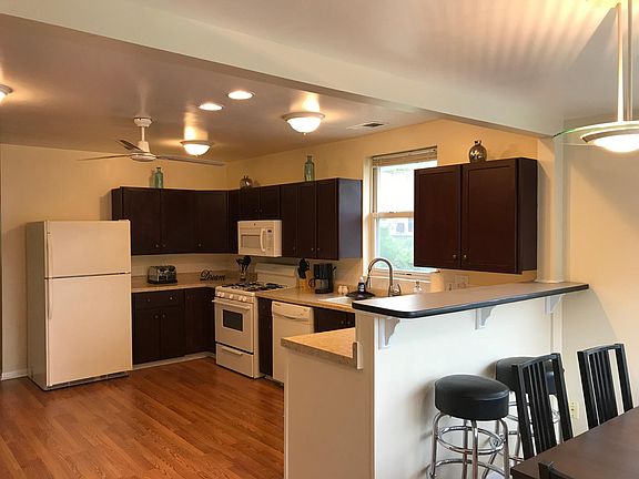 3rd image of 1397 Brown St APT 2
