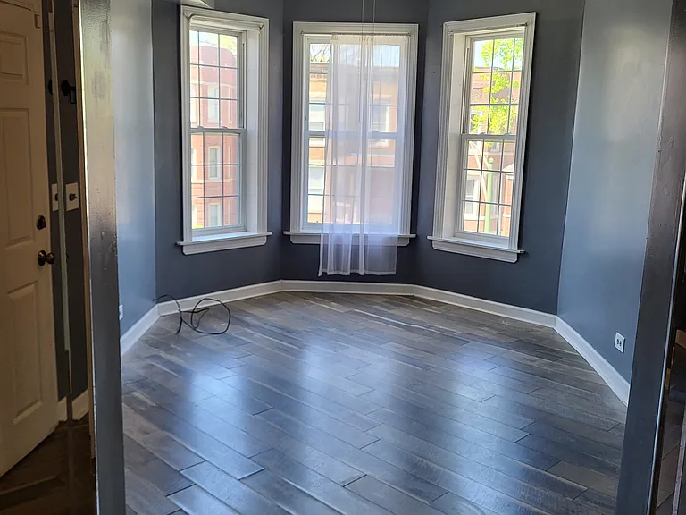 6427 S Langley Ave #2 — Photo 7