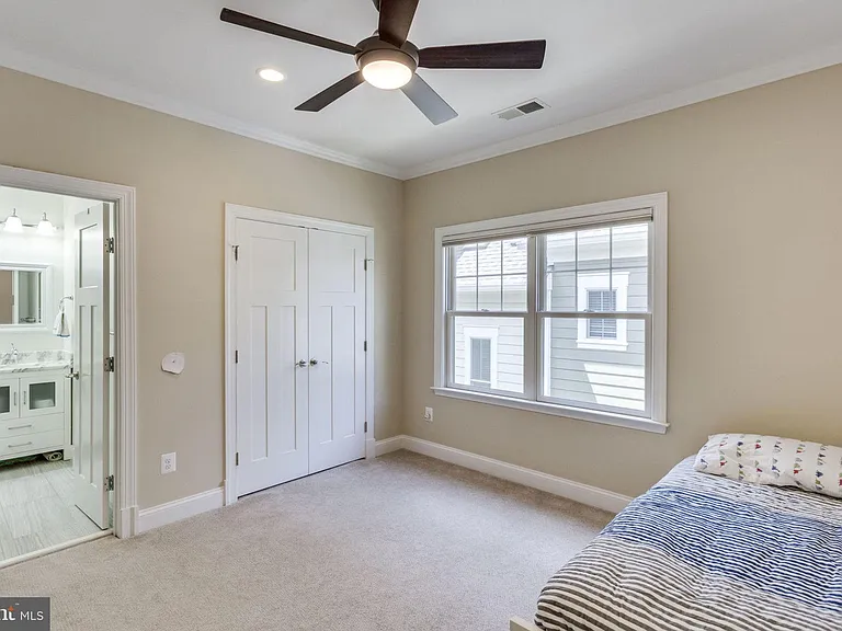 312 Pine St — Photo 20