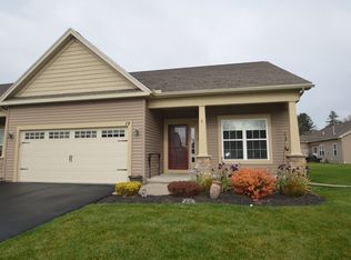 19 Harbour Oaks Way, Rochester, NY 14624