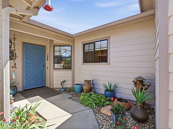 4th image of 3340 Iris Ln