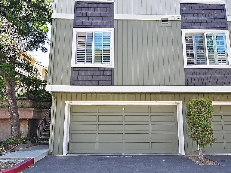 2591 Easton Way #103 — Photo 2