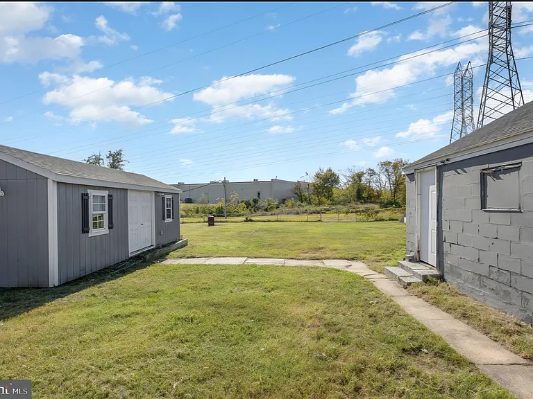 1239 Willow Rd — Photo 29
