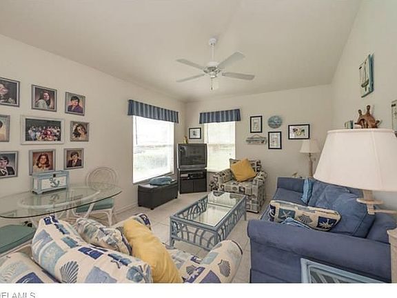 3rd image of 156 W Flamingo Cir