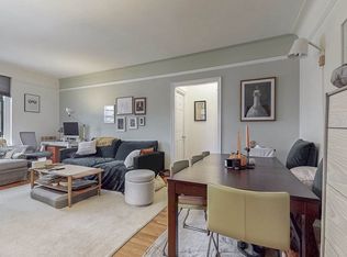 7234 Austin St APT F7, Forest Hills, NY 11375