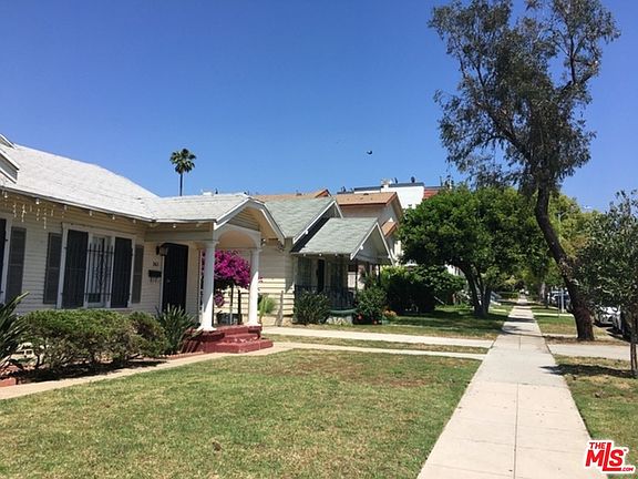 2nd image of 363 W Acacia Ave