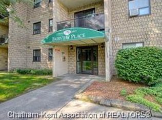130 Park Ave E #209, Chatham Kent, ON N7M 3V6