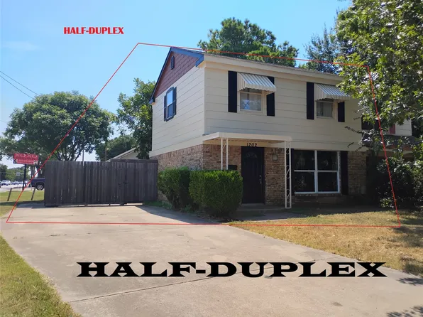 1202 Hilltop Dr, Irving, TX 75060
