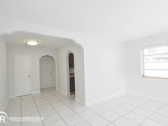 4th image of 7829 Carlyle Ave APT 06