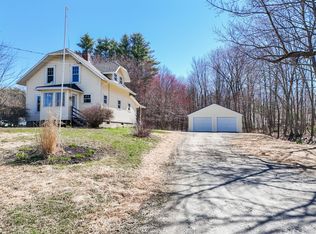615 Riverside Dr, Augusta, ME 04330