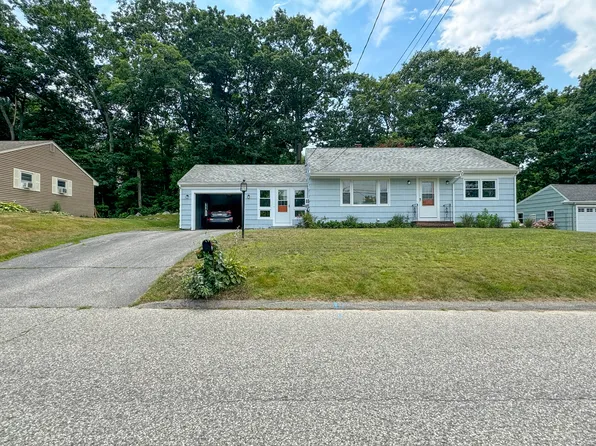 10 Pleasant Ave, Cape Elizabeth, ME 04107