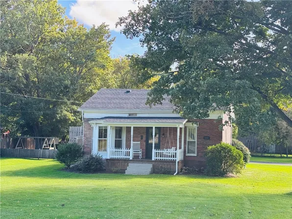 13238 Ridge Rd, Albion, NY 14411