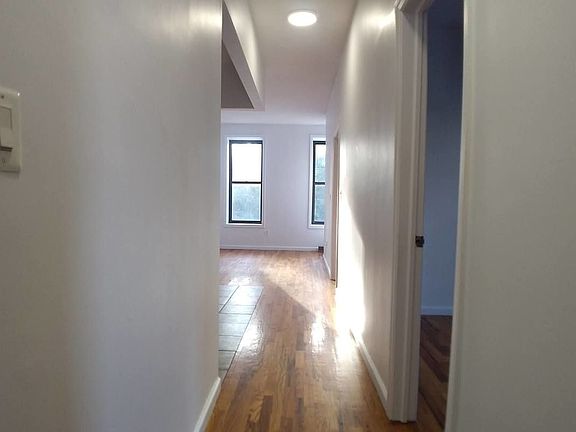 3rd image of 615 Marcy Ave #2F