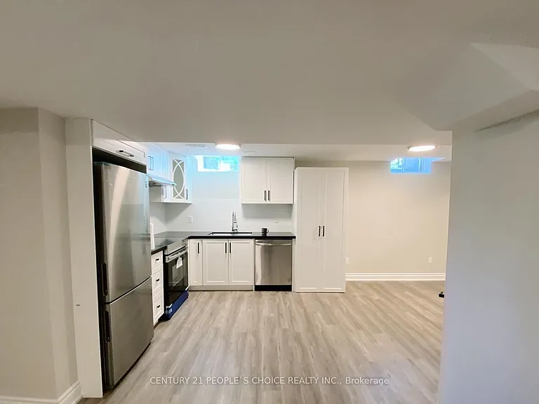 922 Silverthorn Mill Ave #BASEMENT — Photo 8