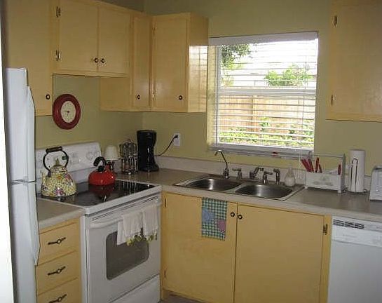 3rd image of 1113 14th Ave S