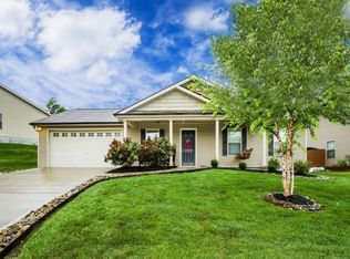 2825 Hopscotch Ln, Knoxville, TN 37931