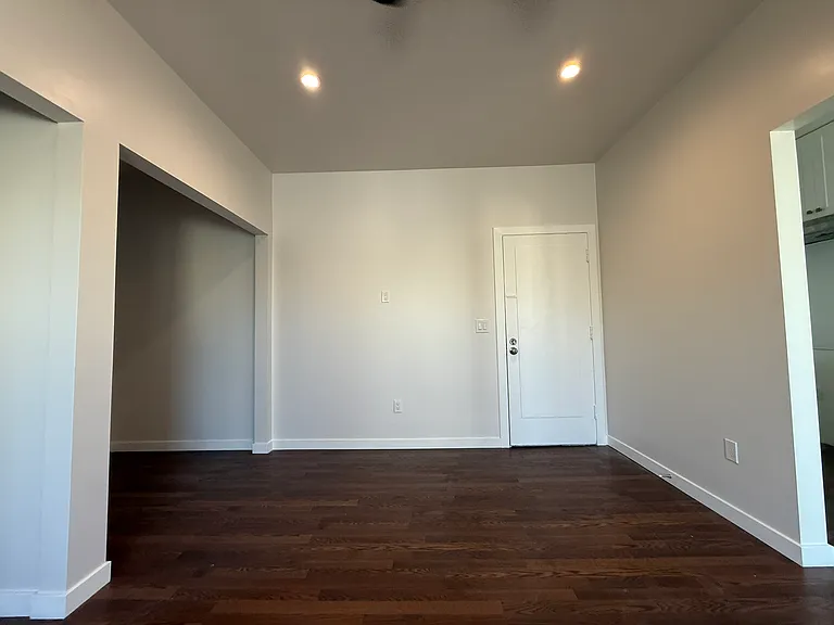 19 Granada Ave #7 — Photo 13