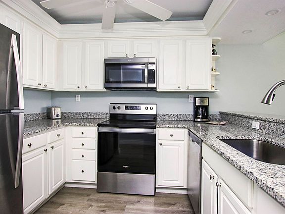5th image of 1501 Middle Gulf Dr Unit C310