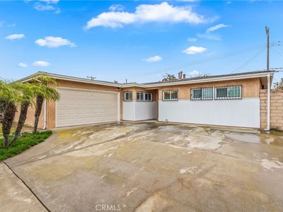 4822 W Oakfield Ave, Santa Ana, CA, 92703