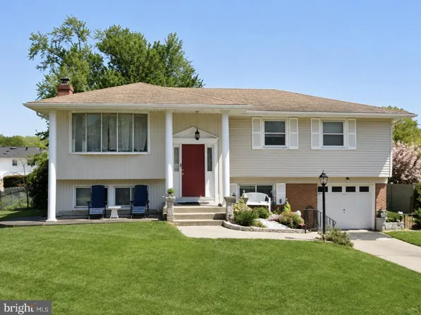 52 Haines Mill Rd, Delran, NJ 08075
