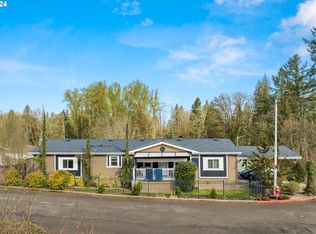 17968 S Madeline Dr, Oregon City, OR 97045