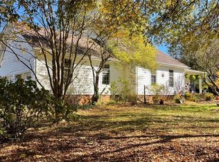 2010 Crescent Dr, Graham, NC 27253
