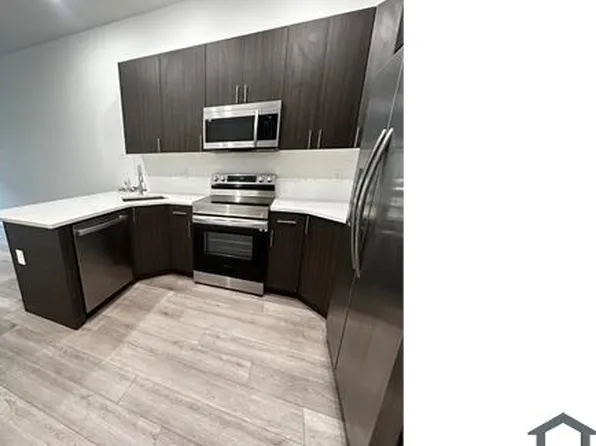 2111 N 8th St #1, Philadelphia, PA 19122