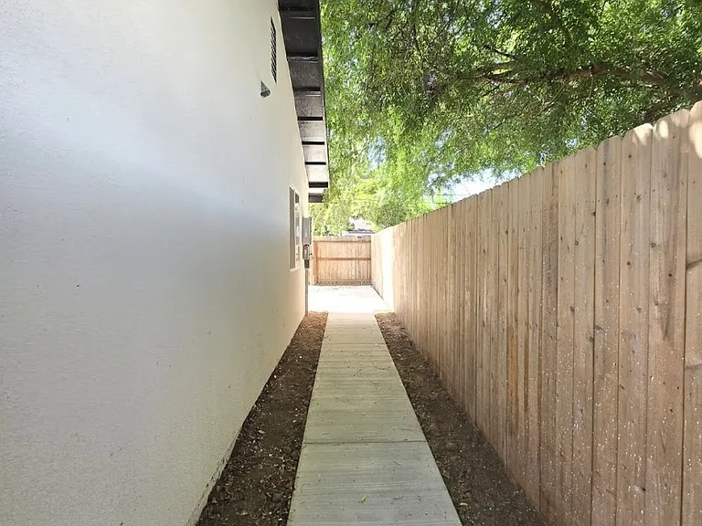220 K St — Photo 32
