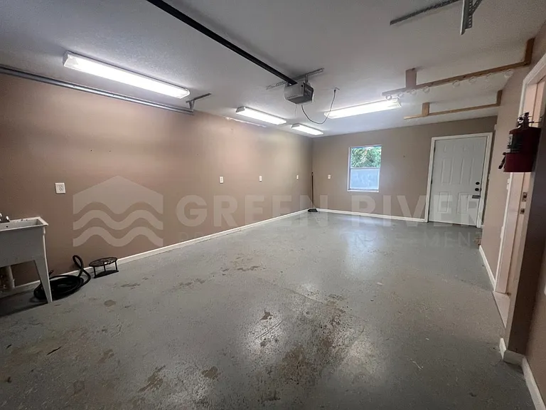 174 Eventide Dr — Photo 59