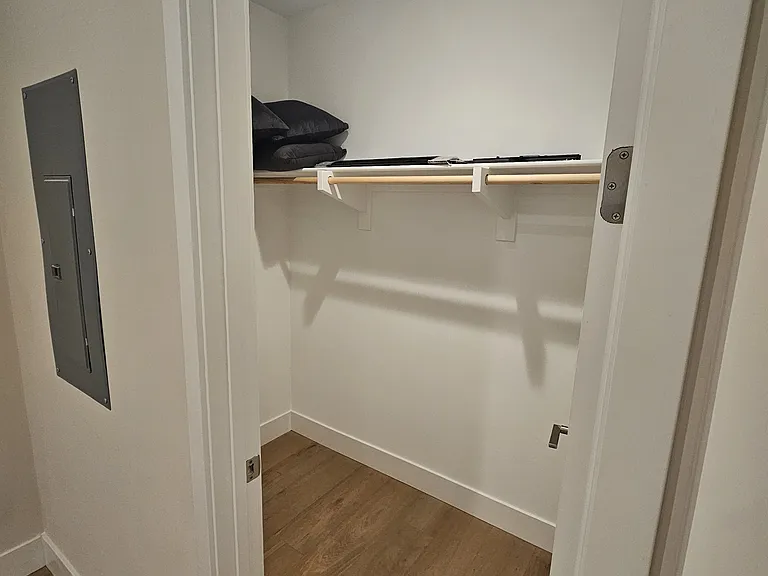 Walk-in closet