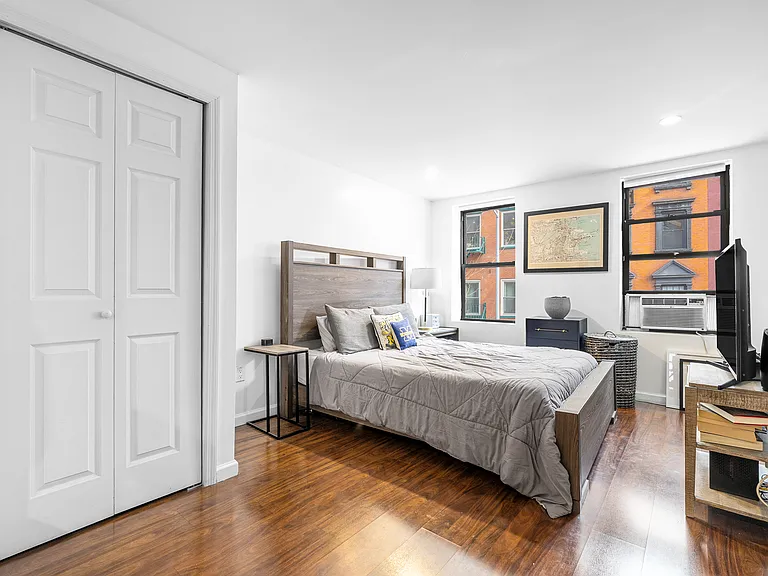 82 E 7th St #8 — Photo 1