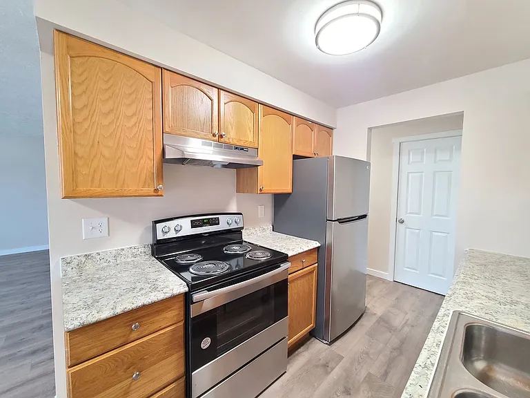 Horizon Apartments — Photo 27